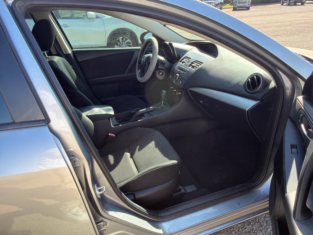 2013 Mazda Mazda3 i SV
