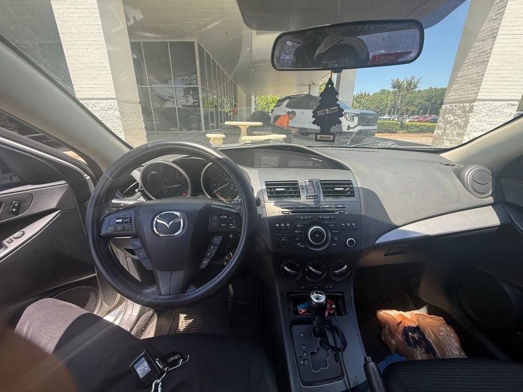2013 Mazda Mazda3 i Sport