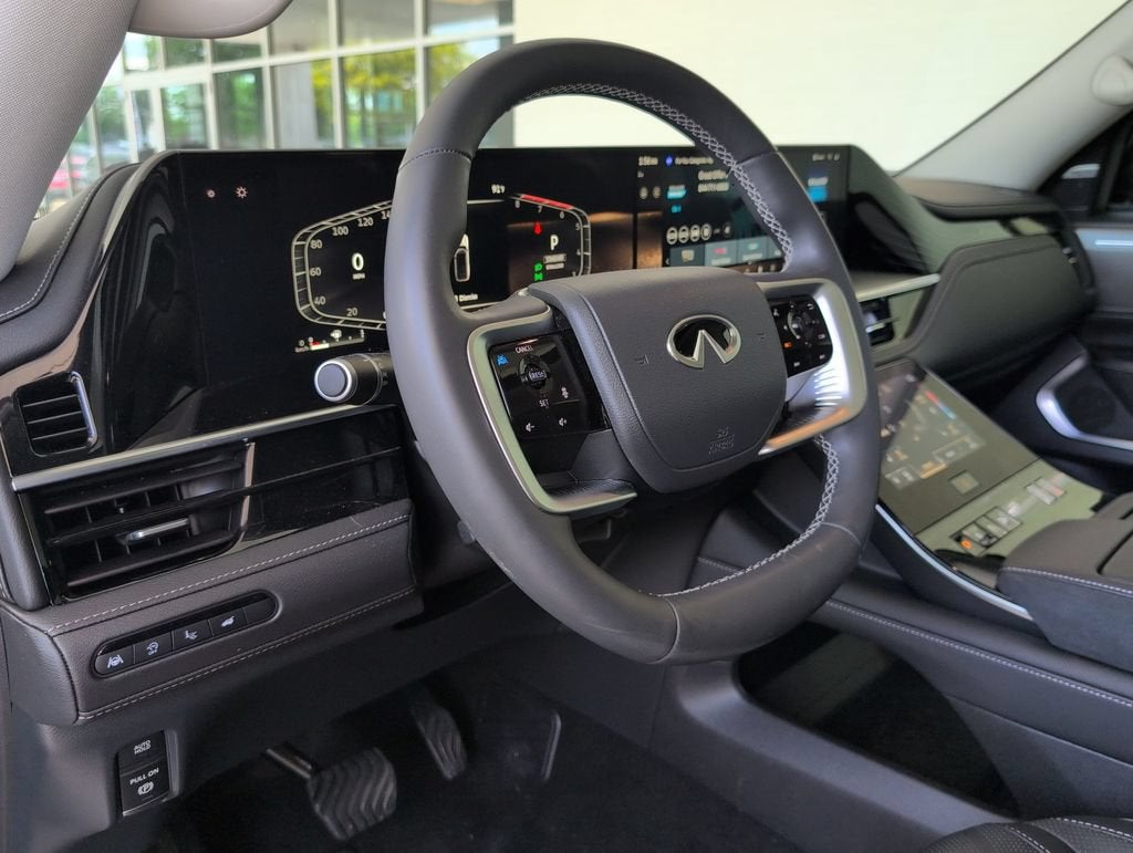 2025 INFINITI QX80 LUXE AWD