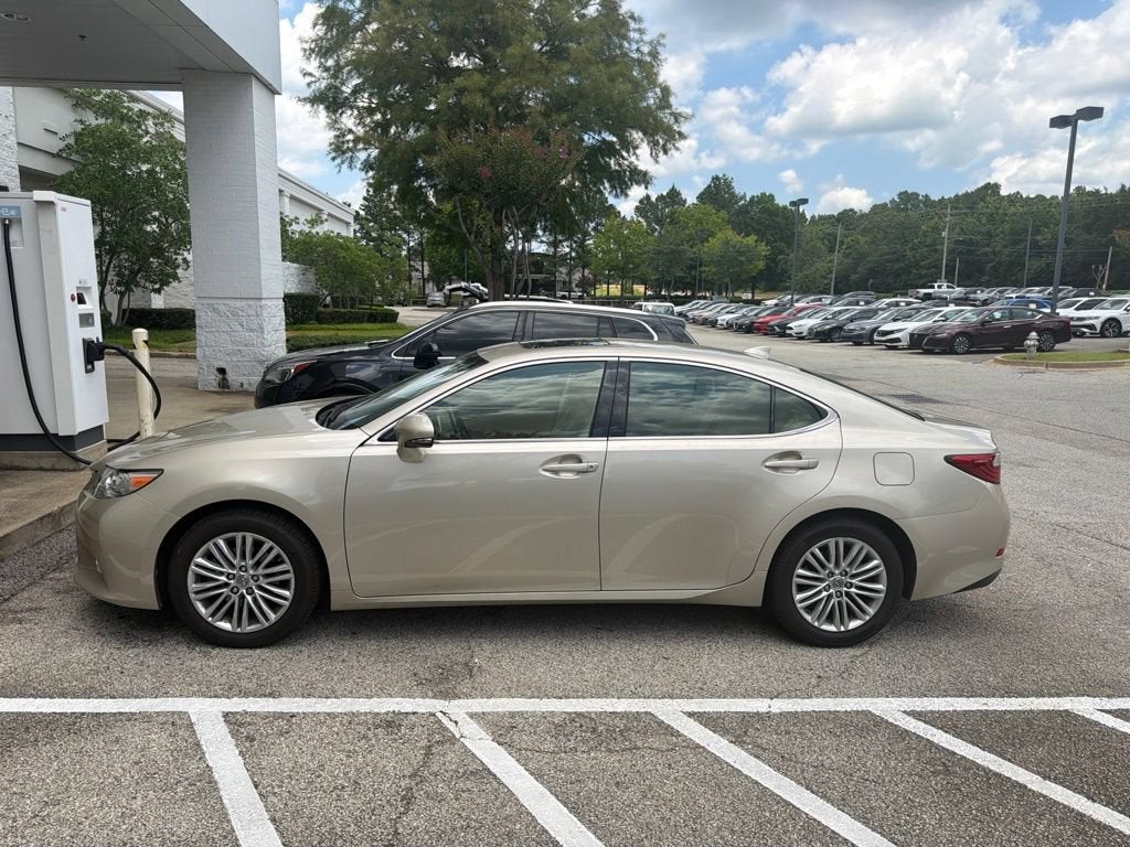 2015 Lexus ES 350 Crafted Line