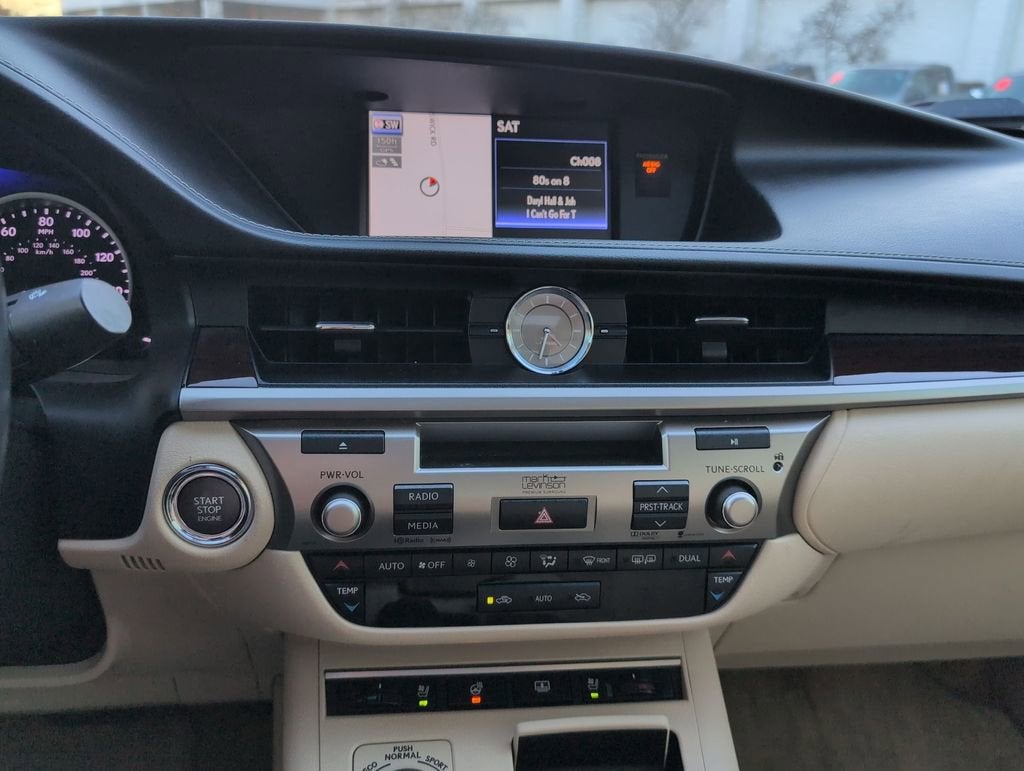 2013 Lexus ES 350 4dr Sdn