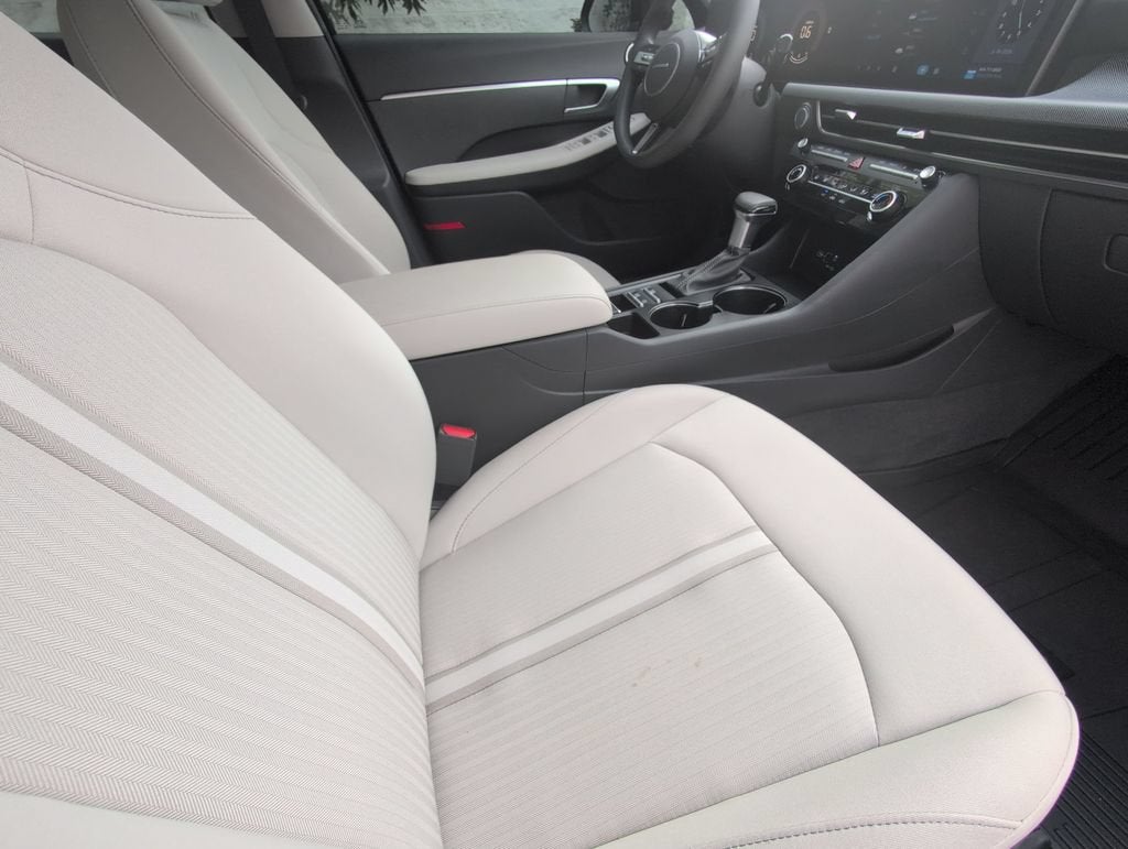 2025 Hyundai Sonata SE
