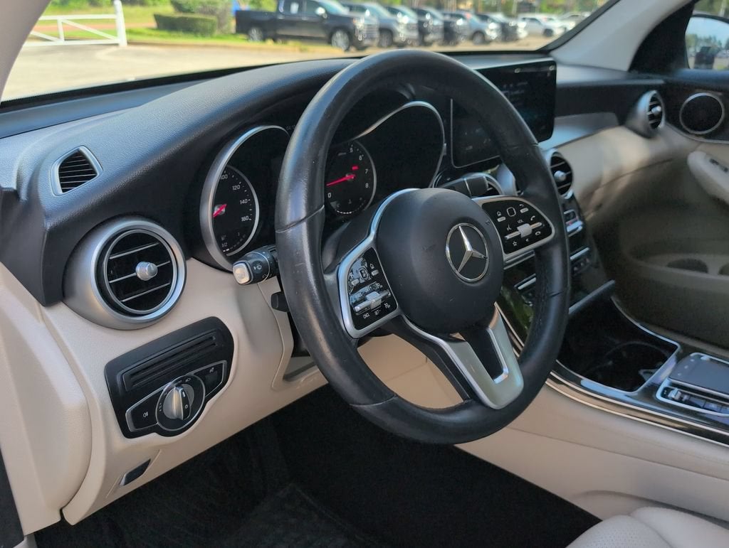 2020 Mercedes-Benz GLC 300 GLC 300