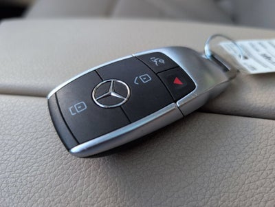 2020 Mercedes-Benz GLC 300 GLC 300
