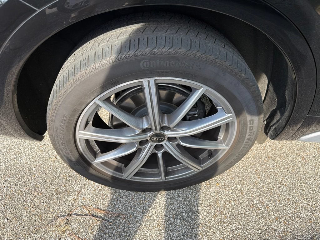 2022 Audi SQ5 Premium Plus TFSI quattro Tiptronic