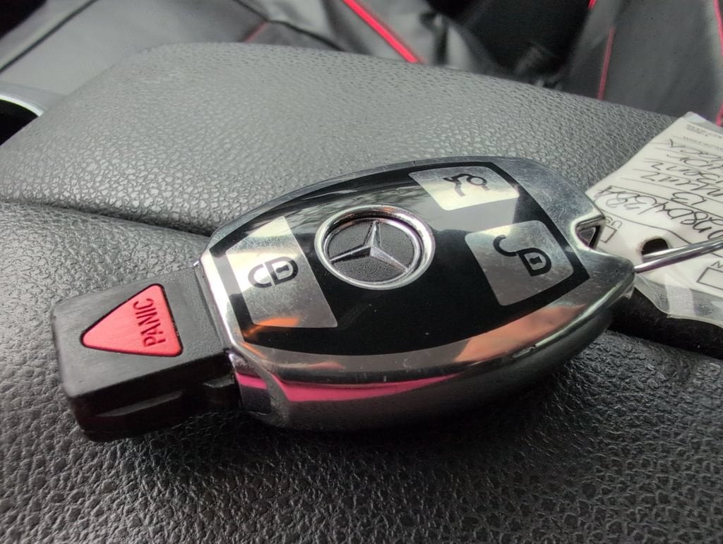 2013 Mercedes-Benz C 300 Luxury 4MATIC®