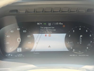 2019 Volvo XC90 T6 Momentum